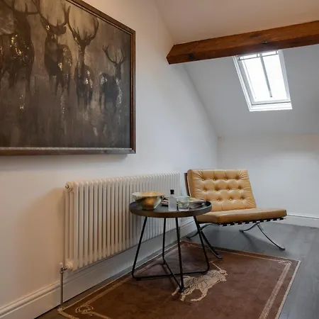 Oak Street Apartment Windermere